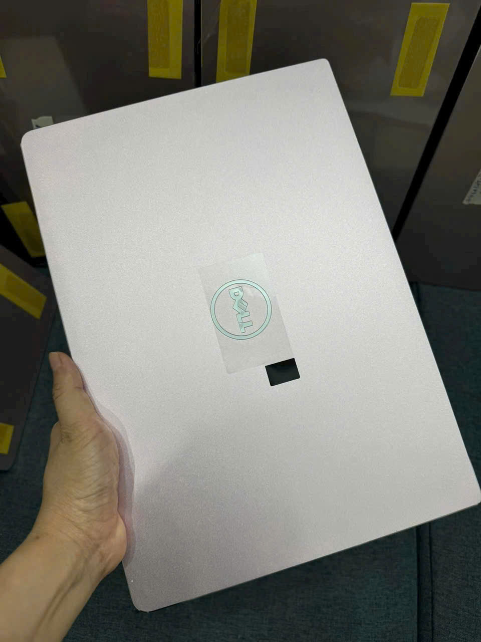 Dell 7472
